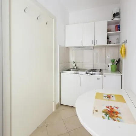 Apartment In With Sea View, Terrace, Air Conditioning, Wifi 3634-1