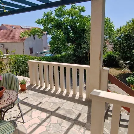 In With Sea View, Terrace, Air Conditioning, Wifi 3634-1 *